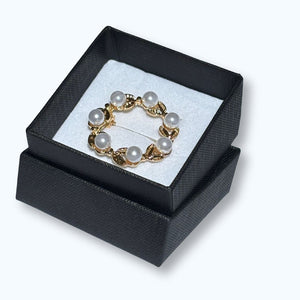 Grace Stock Pin