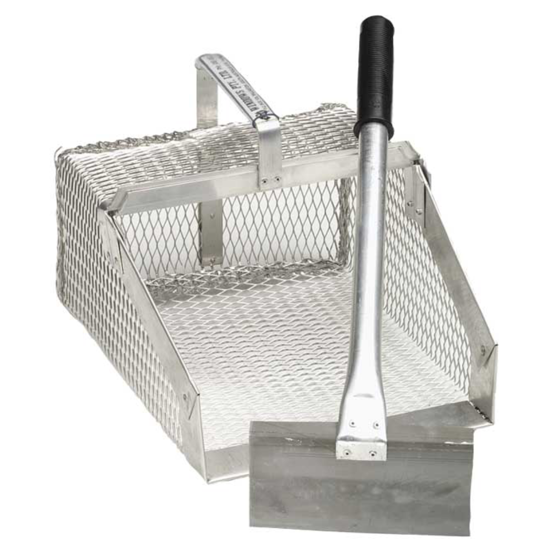 Aluminium manure scooper with handle